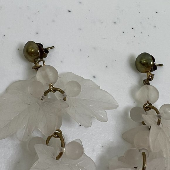 Clear Plastic Earrings Dangle Leaves White Drop Dangle Statement Matte Beaded Us - Picture 2 of 6
